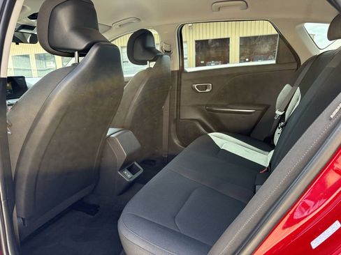 Used 2026 Kia K4 FWD image 22