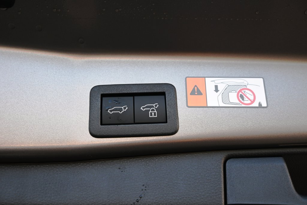 New 2026 Toyota RAV4 XLE Premium w/ Weather Package AWD/4WD image 8