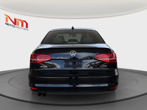 Used 2015 Volkswagen Jetta Sport FWD image 4