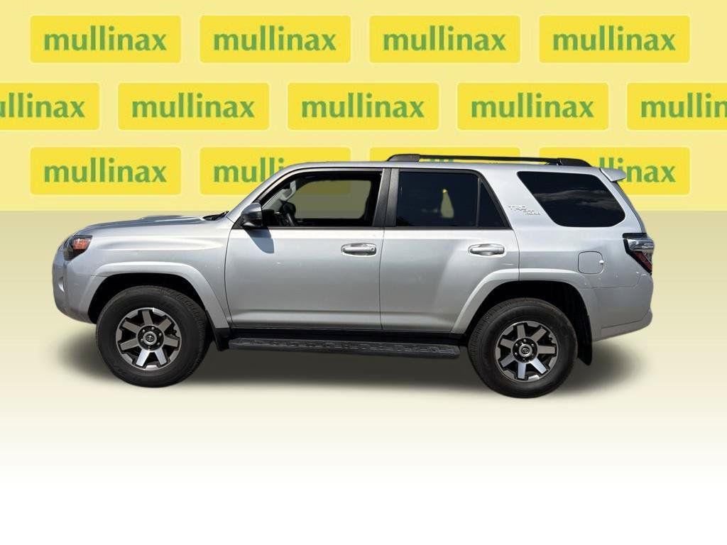 Used 2023 Toyota 4Runner TRD Off-Road AWD/4WD image 6