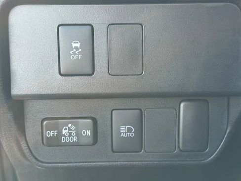 Used 2023 Toyota Tacoma SR5 image 37