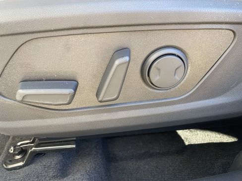 New 2026 Hyundai Tucson Blue SE image 10