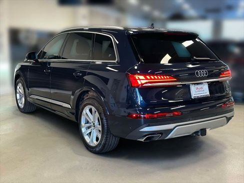 Used 2025 Audi Q7 3.0T Premium w/ Convenience Package image 6