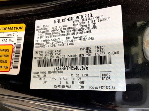 Used 2024 Ford Mustang GT Premium image 8