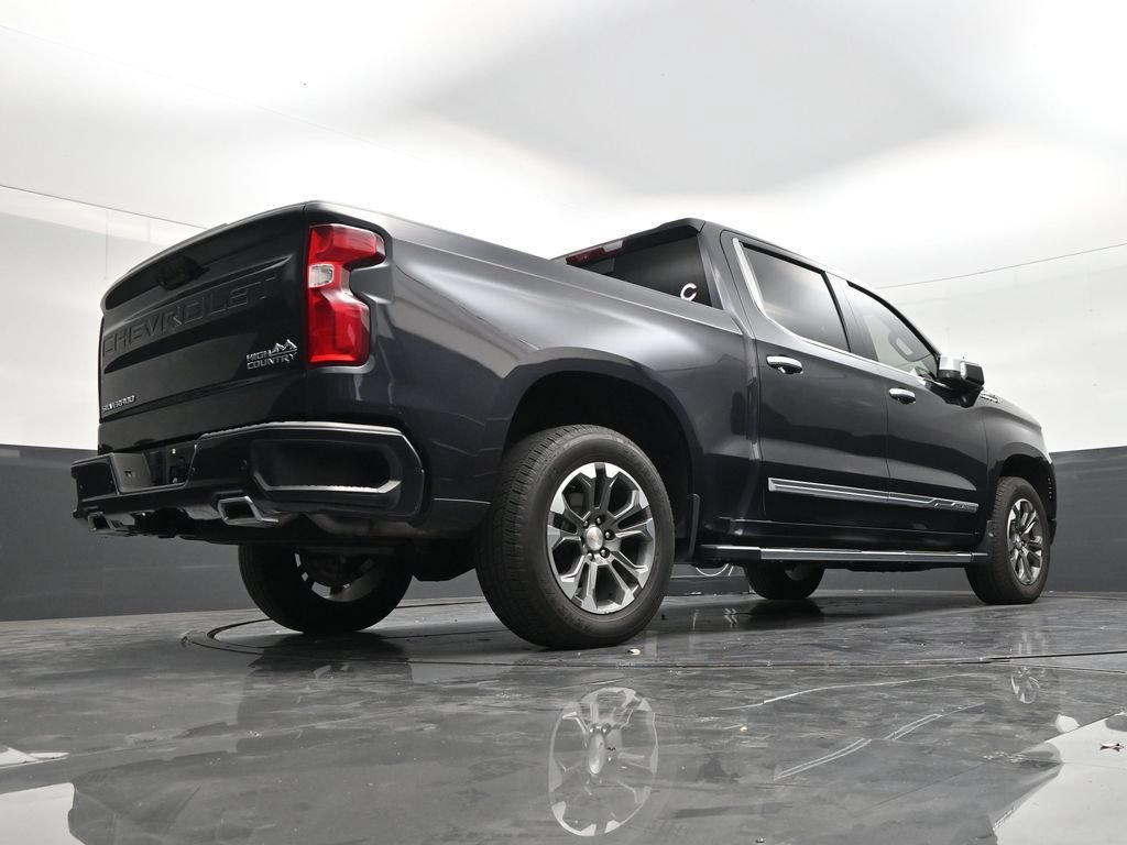 Used 2023 Chevrolet Silverado 1500 High Country w/ Technology Package RWD image 24