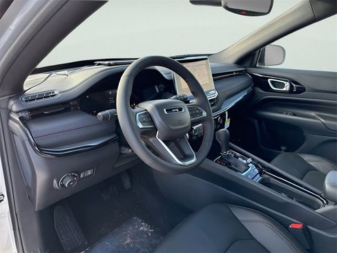 New 2026 Jeep Compass Trailhawk image 20