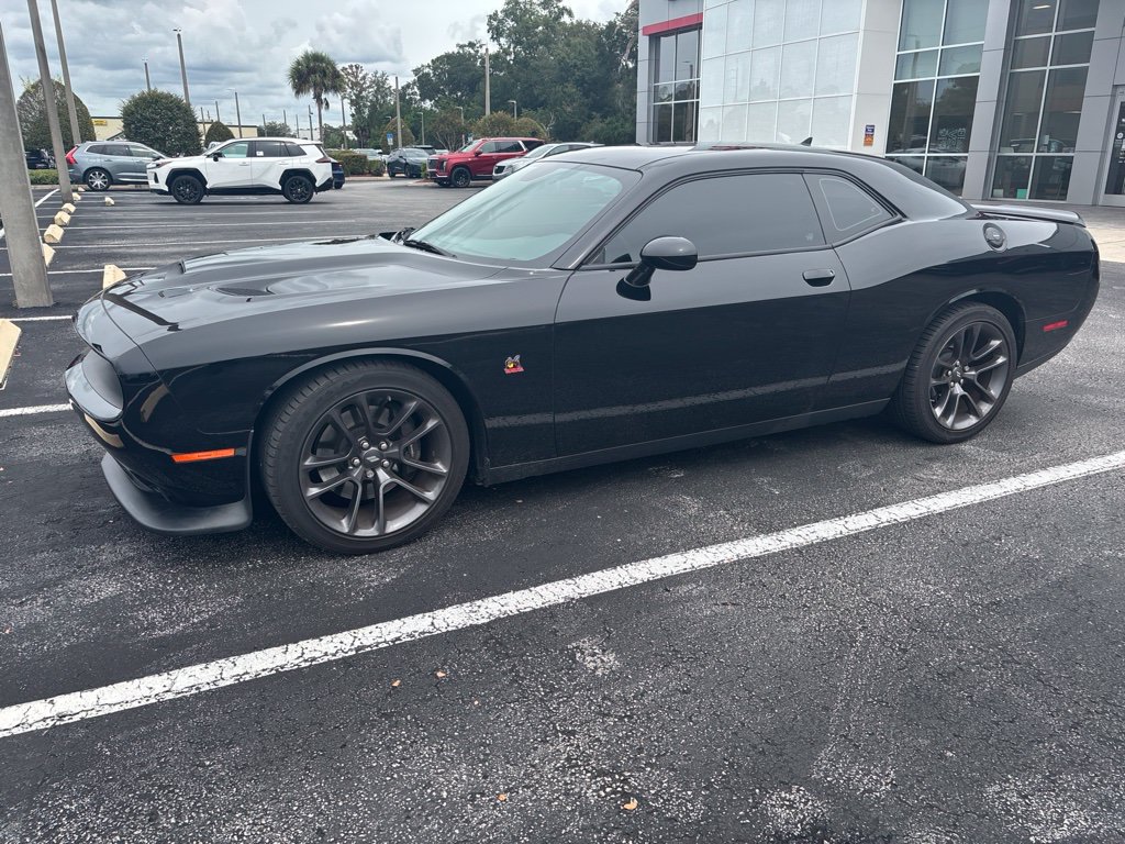 Used 2023 Dodge Challenger R/T Scat Pack RWD image 1