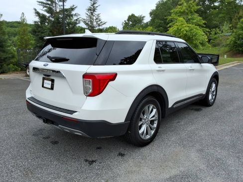 Used 2020 Ford Explorer XLT w/ Equipment Group 202A RWD image 5