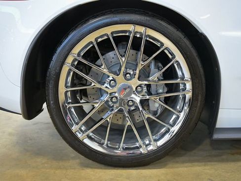 Used 2013 Chevrolet Corvette 427 w/ 1SC Preferred Equipment Group image 16