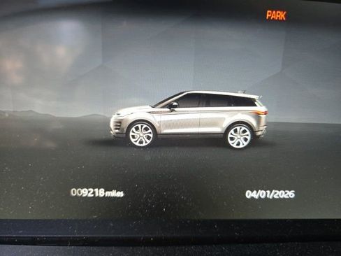 Used 2026 Land Rover Range Rover Evoque S image 2