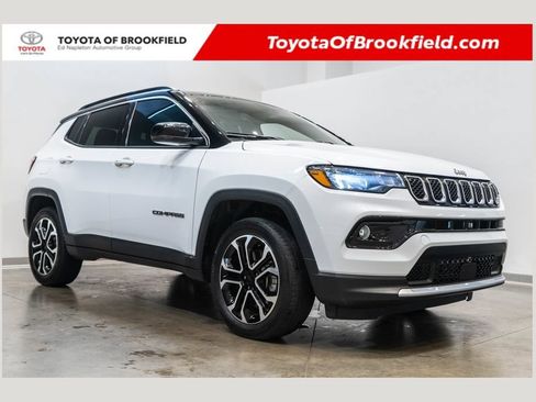 Used 2023 Jeep Compass Limited w/ Sun and Sound Group AWD/4WD image 1