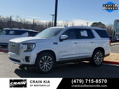 Used 2021 GMC Yukon Denali w/ Denali Premium Package image 3