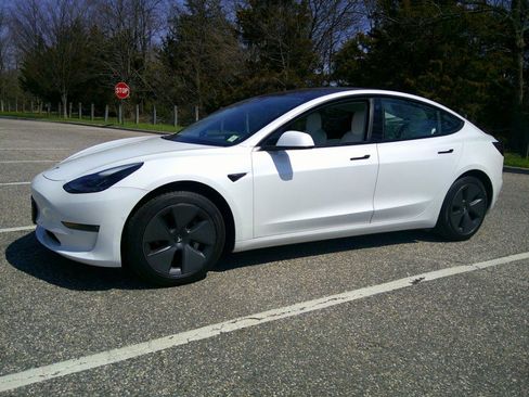Used 2021 Tesla Model 3 Long Range AWD/4WD image 5