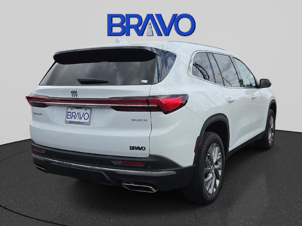 Used 2026 Buick Enclave Preferred FWD image 4