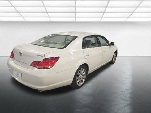 Used 2007 Toyota Avalon image 4