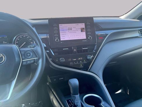 Used 2023 Toyota Camry LE FWD image 7