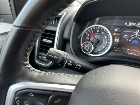 Used 2022 RAM 1500 Big Horn image 24