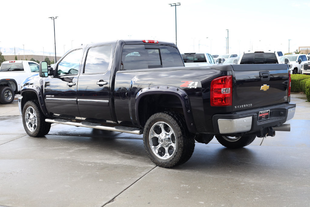 Used 2013 Chevrolet Silverado 3500 LTZ w/ LTZ Plus Package AWD/4WD image 4