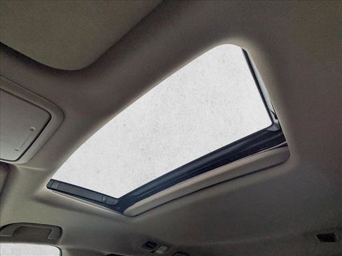 Used 2018 Honda Odyssey EX-L image 16