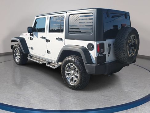 Used 2017 Jeep Wrangler Unlimited Rubicon w/ Connectivity Group AWD/4WD image 7