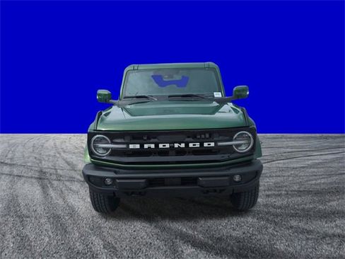 New 2025 Ford Bronco Outer Banks image 9