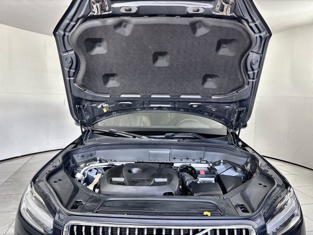 Used 2022 Volvo XC90 T6 Momentum w/ Protection Package Premier AWD/4WD image 18