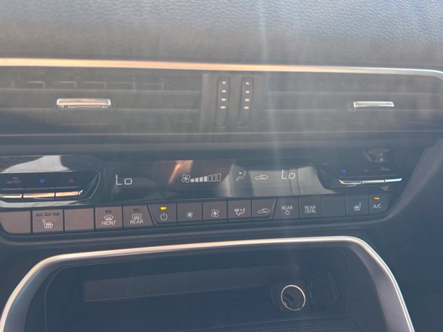 Certified 2024 MAZDA CX-90 3.3 Turbo w/ Preferred Package AWD/4WD image 14