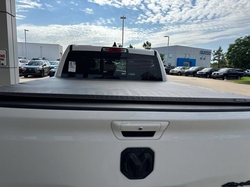 Used 2020 RAM 1500 Big Horn AWD/4WD image 13