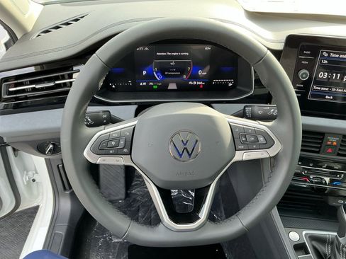 New 2026 Volkswagen Jetta SE image 10