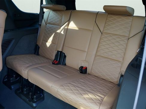 Used 2021 Cadillac Escalade Sport w/ Driver Assist Tech Package image 14