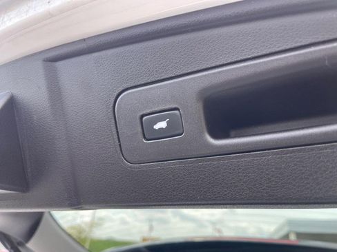 Used 2020 Acura MDX SH-AWD image 22