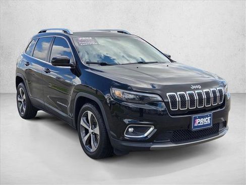 Used 2019 Jeep Cherokee Limited FWD image 3