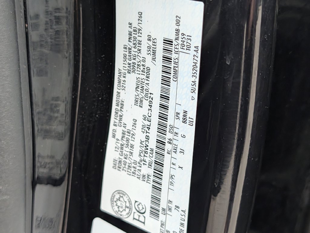 Used 2020 Ford F350 Platinum w/ Tremor Off-Road Package AWD/4WD image 39