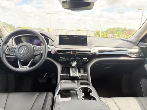 Used 2023 Acura MDX SH-AWD image 28