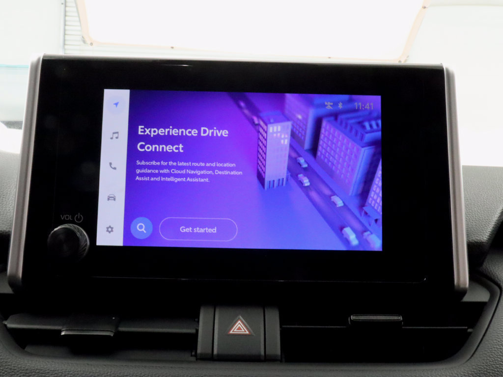 Used 2025 Toyota RAV4 XLE FWD image 19