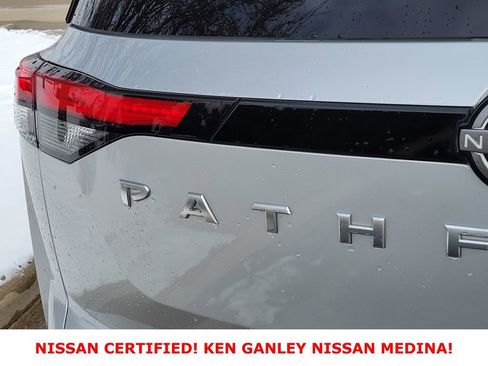 Certified 2025 Nissan Pathfinder SV image 16