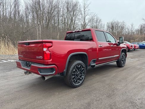 Used 2024 Chevrolet Silverado 2500 High Country w/ High Country Premium Package AWD/4WD image 7