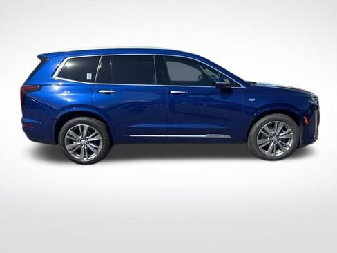 Certified 2024 Cadillac XT6 Premium Luxury w/ Technology Package image 7