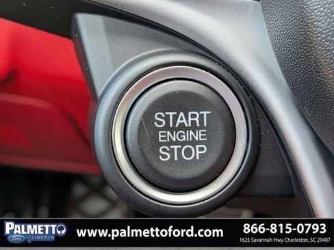 Used 2019 Alfa Romeo Giulia Ti w/ Quick Order Package 22X Lusso AWD/4WD image 28