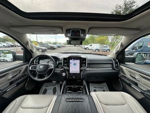 Used 2023 RAM 1500 Limited AWD/4WD image 2