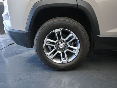 Used 2025 GMC Terrain Elevation image 9