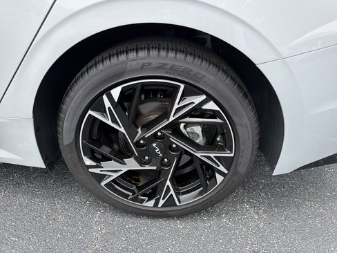 Used 2025 Kia K5 GT-Line w/ GT-Line Premium Package FWD image 19