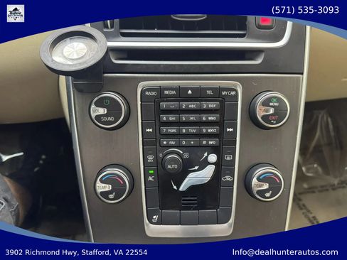 Used 2012 Volvo S60 T5 FWD image 17