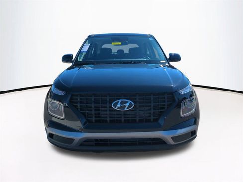New 2026 Hyundai Venue SE image 3