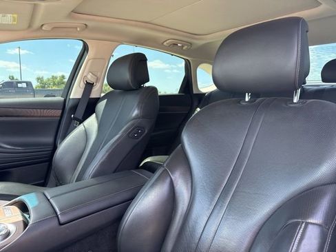 Used 2022 Genesis G80 2.5T w/ Prestige Package AWD/4WD image 14