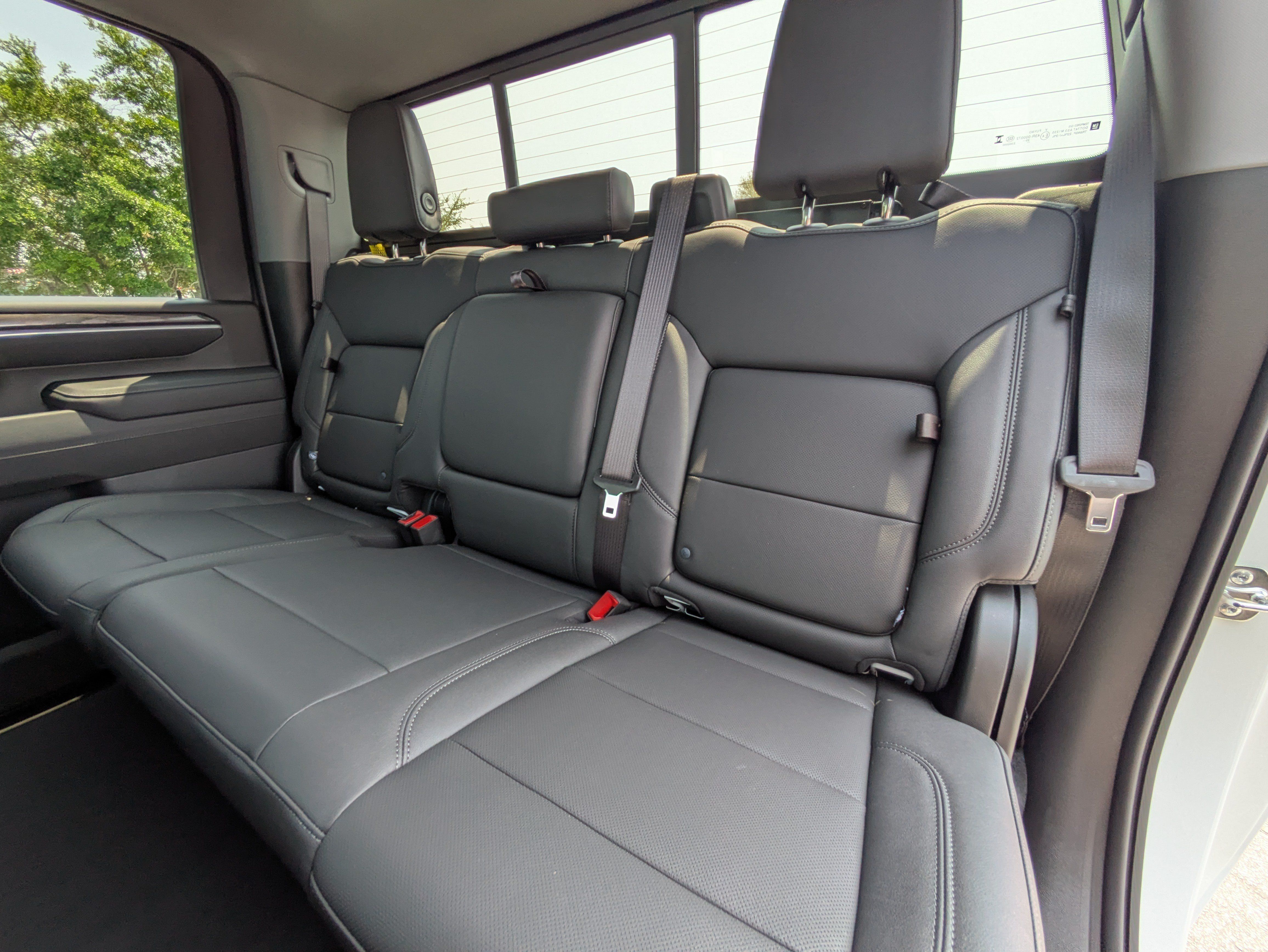 New 2026 Chevrolet Silverado 2500 LTZ w/ LTZ Premium Package AWD/4WD image 7