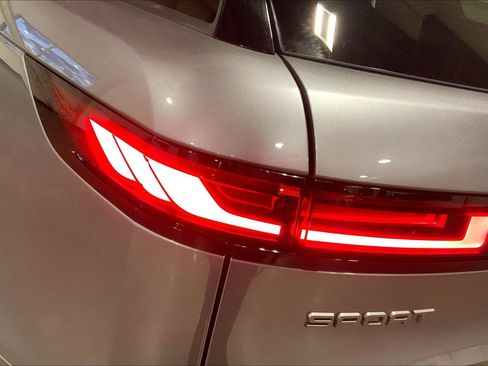 Used 2023 Land Rover Range Rover Sport SE image 28