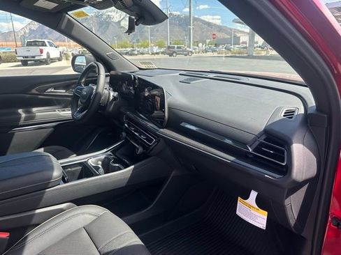 New 2026 Chevrolet Traverse High Country w/ LPO, Floor Liner Package AWD/4WD image 19
