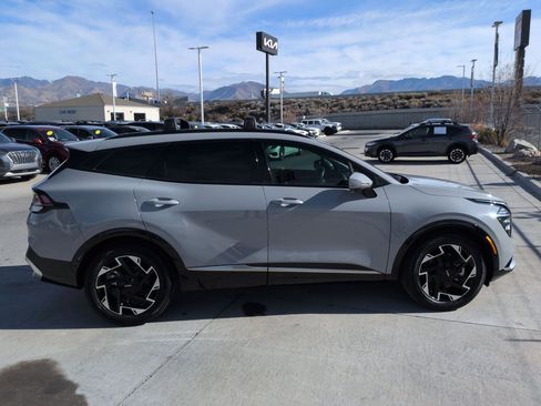 Certified 2024 Kia Sportage SX image 6