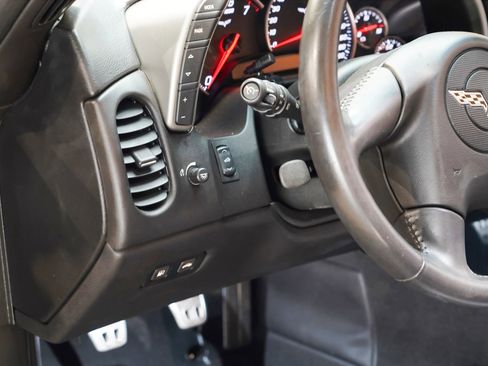Used 2005 Chevrolet Corvette Convertible w/ Preferred Equipment Group RWD image 45